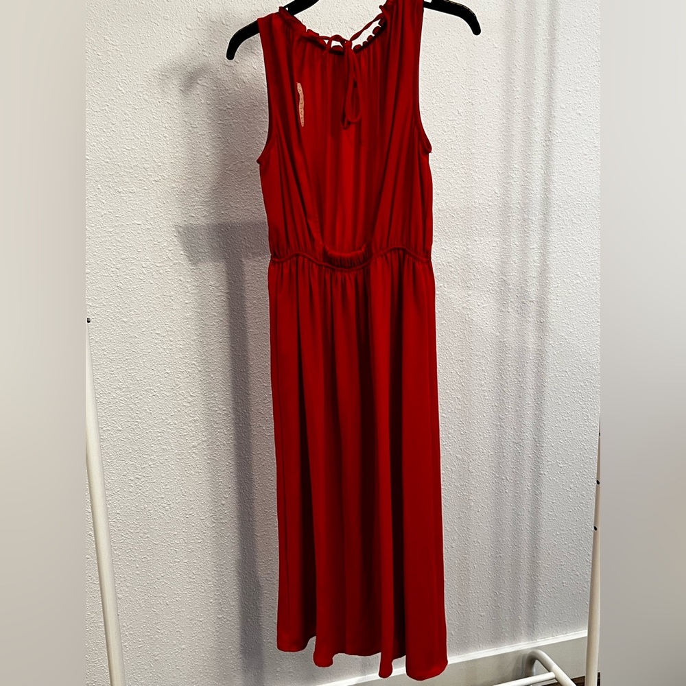 Elegant Red Sleeveless Dress